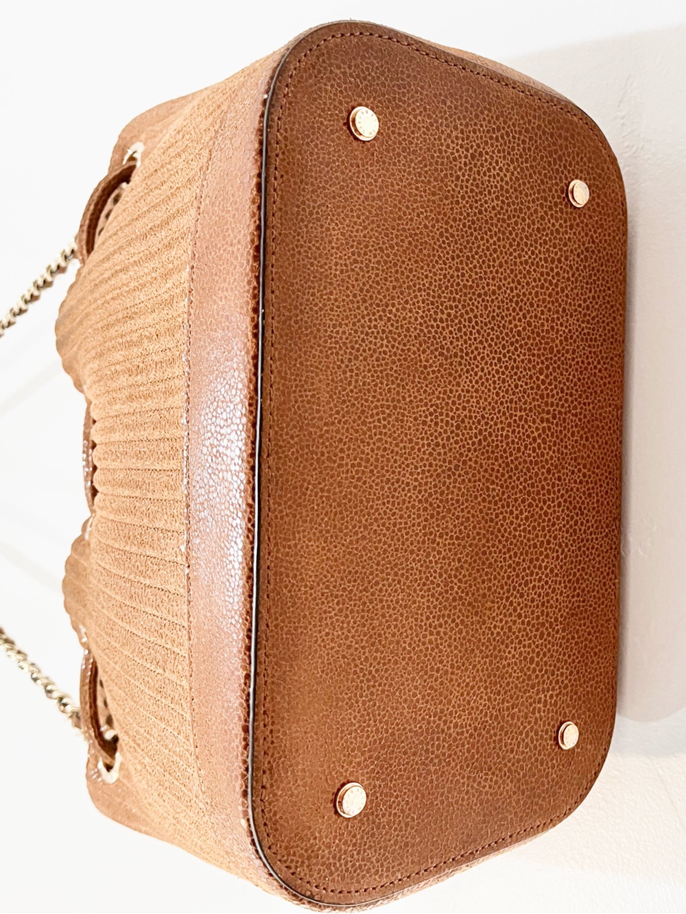 Henri Bendel #7 Quilted Nappa Leather Drawstring Bucket Bag Cognac Shimmery NEW - Picture 7 of 9